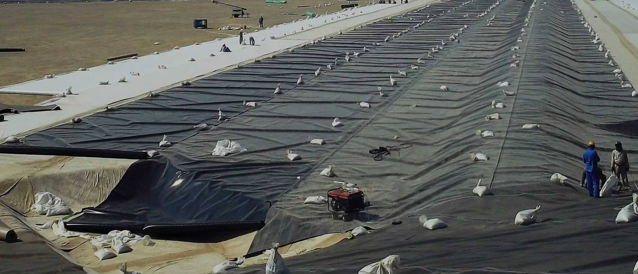 vertedero-Izz-Hero_PC