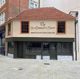 The-Old-Curiosity-Shop-Hero_Mobile